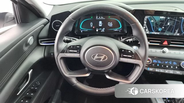 Hyundai The New Avante (CN7) 2023 Белый из Кореи, фото 4