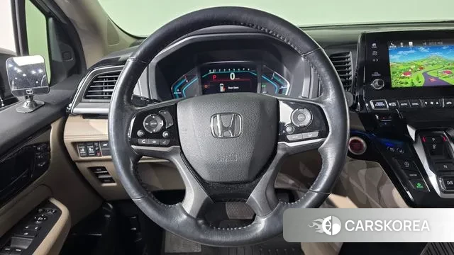Honda Odyssey 2018 Красный из Кореи, фото 4