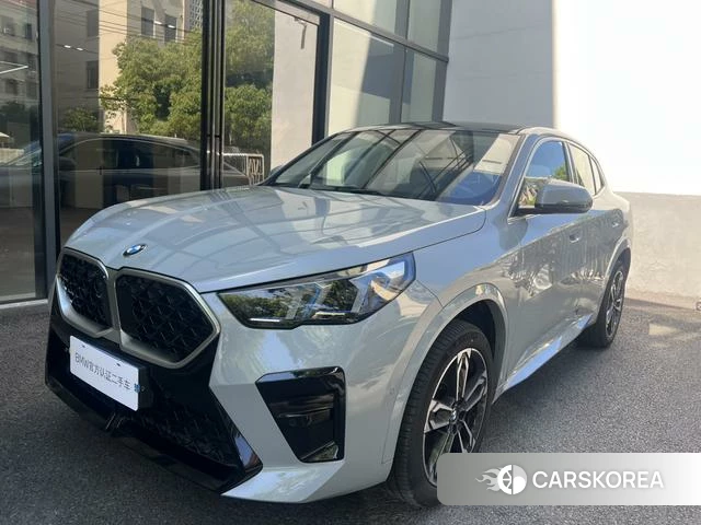 BMW X2 (import) 2025 Серебристо-серый из Китая, фото 4
