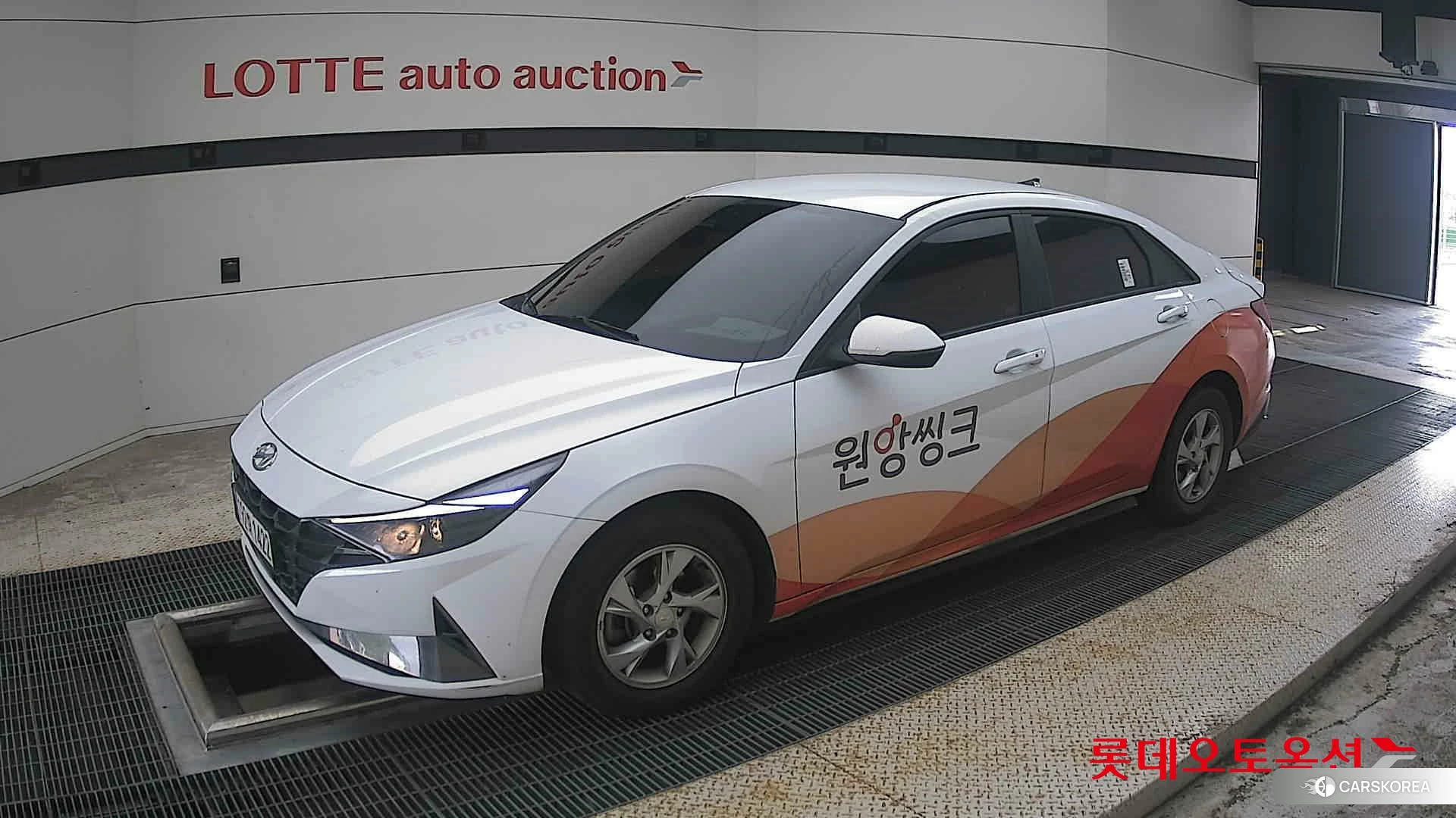 Hyundai Avante 2023 Polar White из Кореи, фото 4