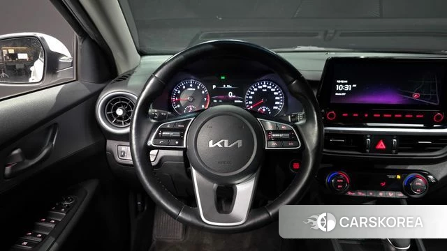 Kia The New K3 2nd generation 2021 Белый из Кореи, фото 4