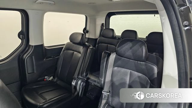 Hyundai Staria 2022 Черный из Кореи, фото 4