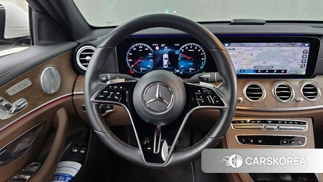 Mercedes-Benz E-Class W213 2021 Белый из Кореи, фото 4