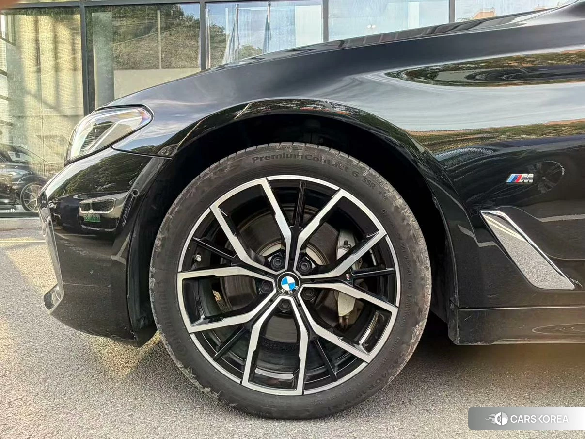 BMW 5 series 2021 Черный из Китая, фото 4