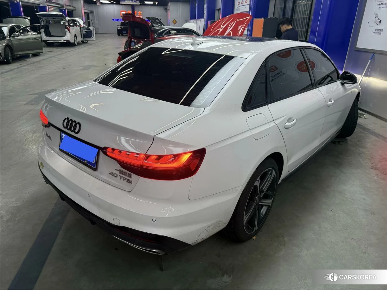 Audi A4L 2023 Белый из Китая, фото 4