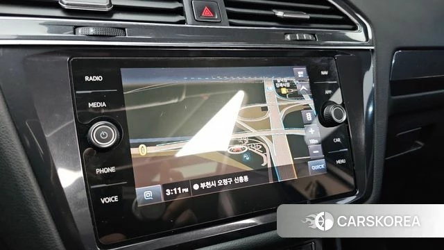 Volkswagen Tiguan Allspace 2020 Белый из Кореи, фото 4