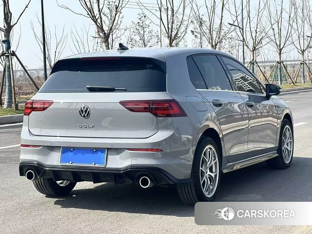 Volkswagen Golf 2024 Серебристо-серый из Китая, фото 4