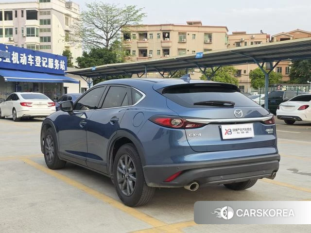 Mazda CX-4 2022 Синий из Китая, фото 4
