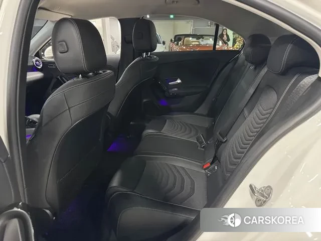 Mercedes-Benz A-Class W177 2020 Белый из Кореи, фото 4