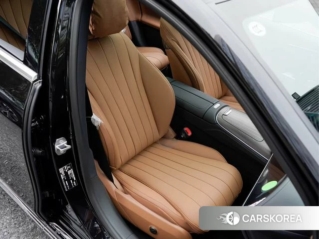 Mercedes-Benz E-class 2026 Черный из Китая, фото 4