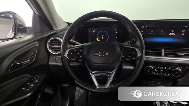 Chevrolet (GM Daewoo) Trax Crossover 2023 Белый из Кореи, фото 4