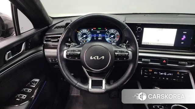 Kia K5 3rd generation 2023 Серый из Кореи, фото 4