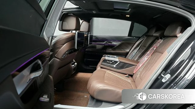 BMW 7 Series (G11) 2021 Черный из Кореи, фото 4