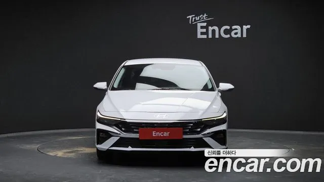 Hyundai The New Avante (CN7) 2023 Белый из Кореи, фото 4