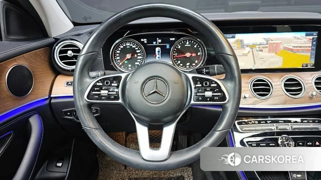 Mercedes-Benz E-Class W213 2019 Черный из Кореи, фото 4