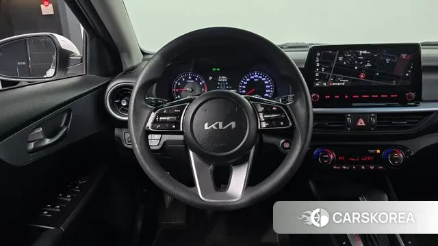 Kia The New K3 2nd generation 2021 Белый из Кореи, фото 4