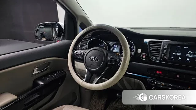 Kia The New Carnival 2019 Белый из Кореи, фото 4