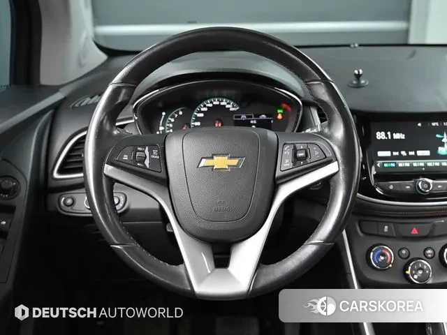 Chevrolet (GM Daewoo) The New Trax 2018 Серебристо-серый из Кореи, фото 4