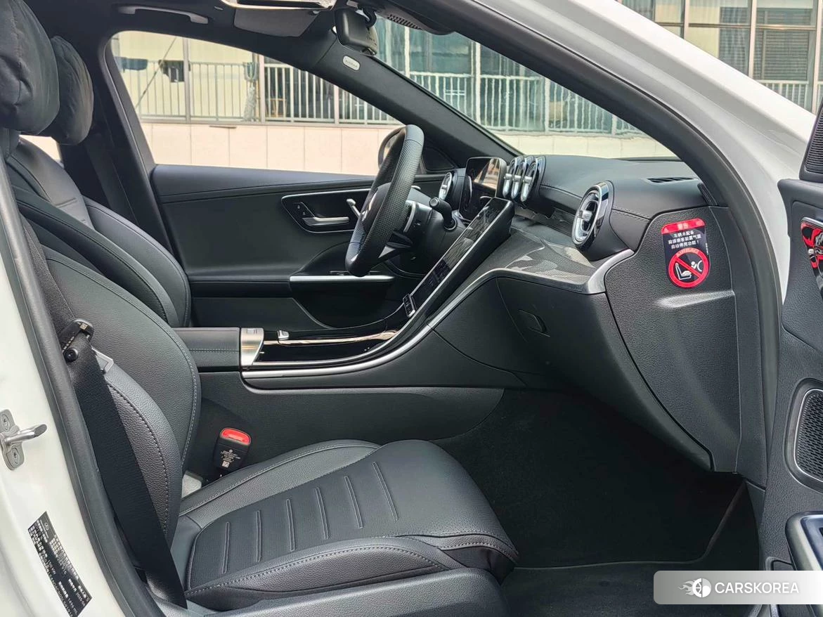 Mercedes-Benz C-class 2023 Белый из Китая, фото 4