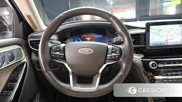 Ford Explorer 6th Generation 2022 Белый из Кореи, фото 4