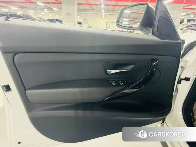 BMW 3 Series GT (F34) 2018 Белый из Кореи, фото 4