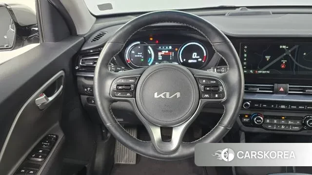 Kia Niro Plus 2023 Серый из Кореи, фото 4