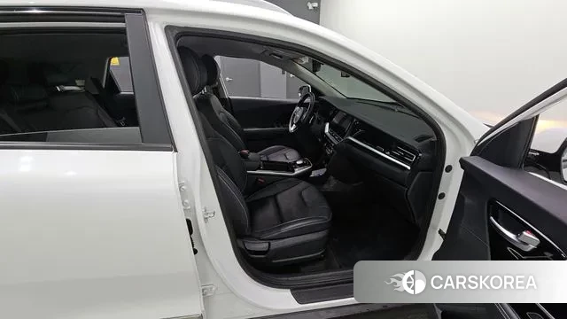 Kia Niro EV 2021 Белый из Кореи, фото 4