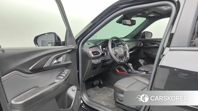 Chevrolet (GM Daewoo) Trailblazer 2023 Черный из Кореи, фото 4