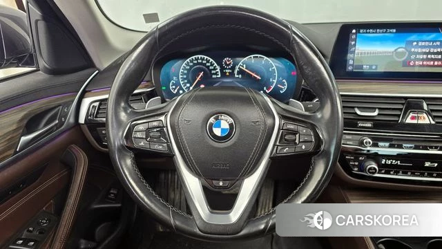 BMW 5 Series (G30) 2019 Черный из Кореи, фото 4