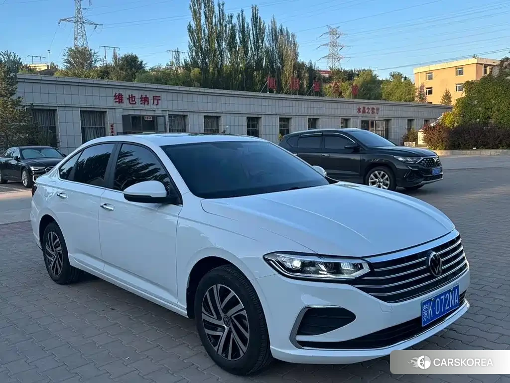 Volkswagen Lavida 2022 Белый из Китая, фото 4