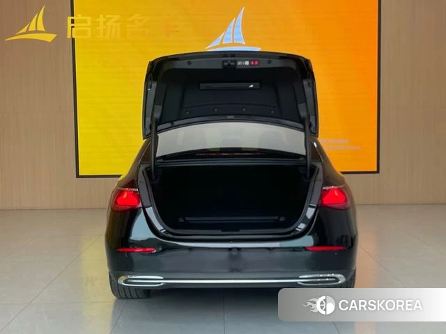 Mercedes-Benz E-class id 3896306 из Китая 4