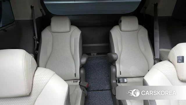 Kia Carnival 4th generation 2023 Белый из Кореи, фото 4