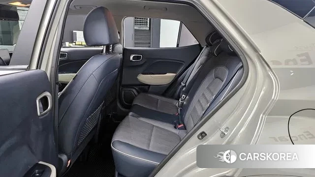 Hyundai Venue 2020 Серебристо-серый из Кореи, фото 4