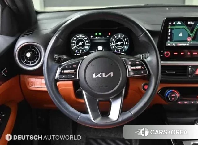 Kia The New K3 2nd generation 2022 Белый из Кореи, фото 4