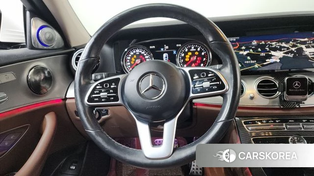 Mercedes-Benz E-Class W213 2019 Белый из Кореи, фото 4