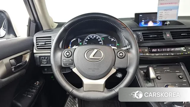 Lexus CT200h 2018 Белый из Кореи, фото 4