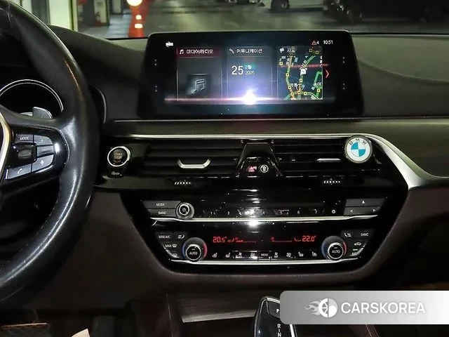 BMW 5 Series (G30) 2018 Белый из Кореи, фото 4