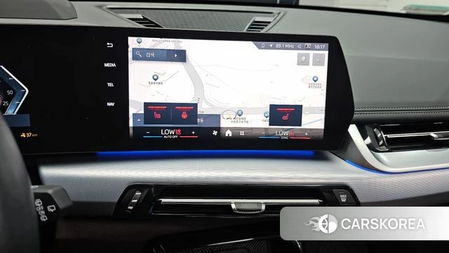 BMW iX1 (U11) 2024 Серебристо-серый из Кореи, фото 4