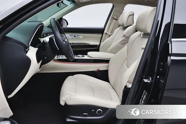 Genesis GV70 2024 Черный из Кореи, фото 4