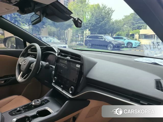 Lexus RZ 2024 Черный из Китая, фото 4