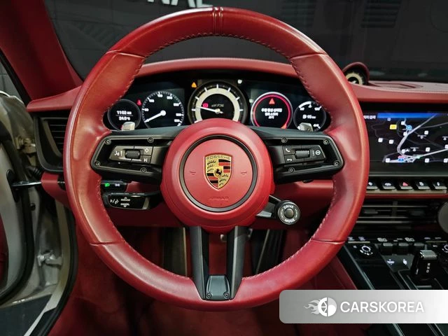 Porsche 911(992) 2022 Серебристо-серый из Кореи, фото 4