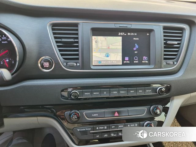 Kia The New Carnival 2020 Черный из Кореи, фото 4
