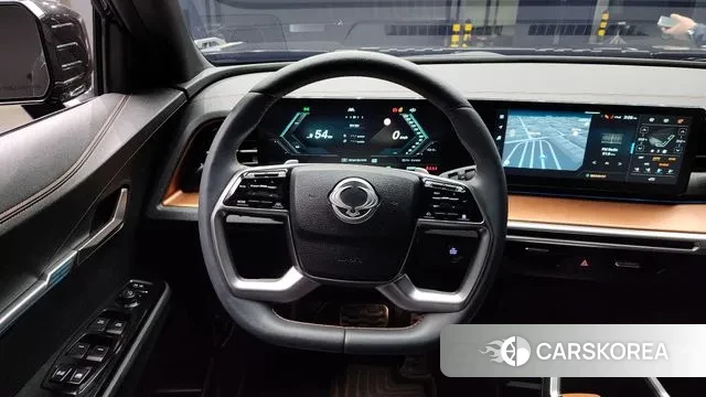 Ssangyong Torres EVX 2024 Черный из Кореи, фото 4