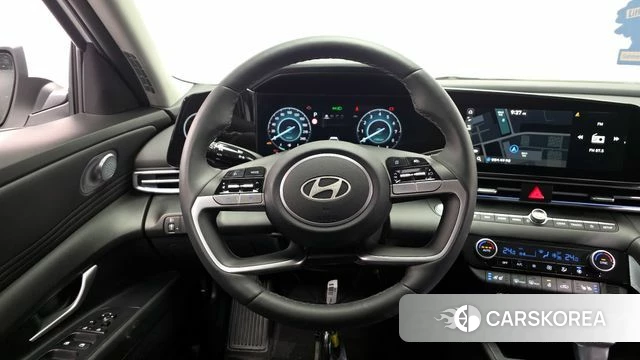 Hyundai The New Avante (CN7) 2023 Белый из Кореи, фото 4