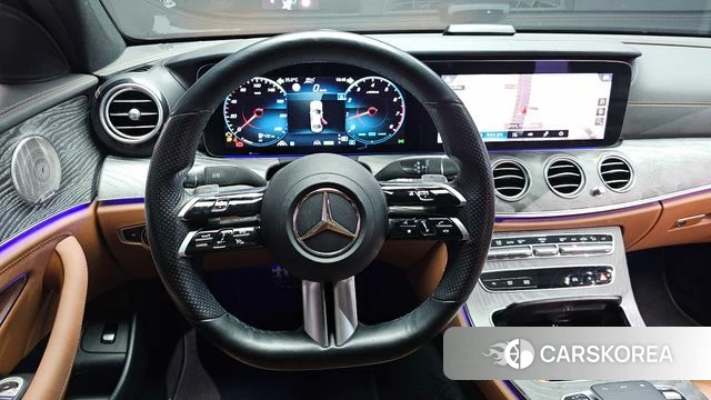 Mercedes-Benz E-Class W213 2021 Белый из Кореи, фото 4