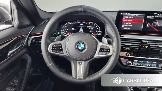 BMW 5 Series (G30) 2020 Серый из Кореи, фото 4