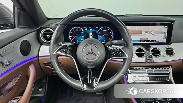 Mercedes-Benz E-Class W213 2021 Серый из Кореи, фото 4