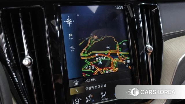 Volvo XC60 second Generation 2018 Белый из Кореи, фото 4