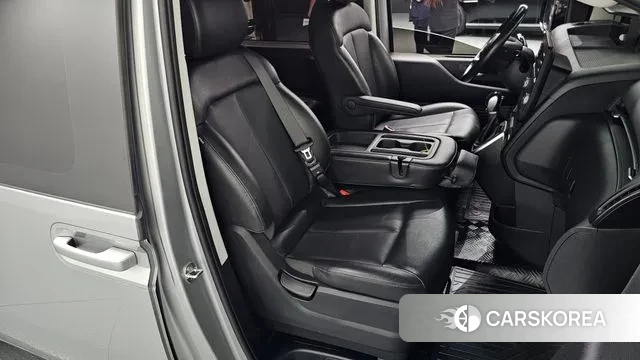 Hyundai Staria 2021 Серый из Кореи, фото 4