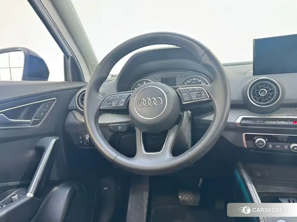 Audi Q2L 2021 Белый из Китая, фото 4
